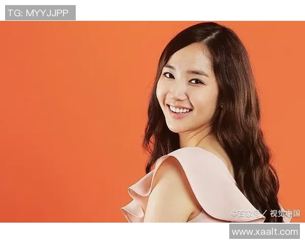 德国足球明星小猪的女友揭秘她的生活与爱情故事